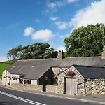 Guest house The Wayside And Whisky Barn Whitbeck