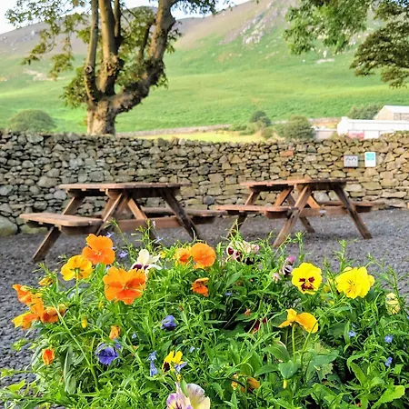 The Wayside And Whisky Barn Pensión 4*