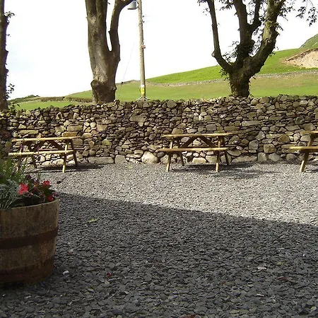 The Wayside And Whisky Barn Whitbeck