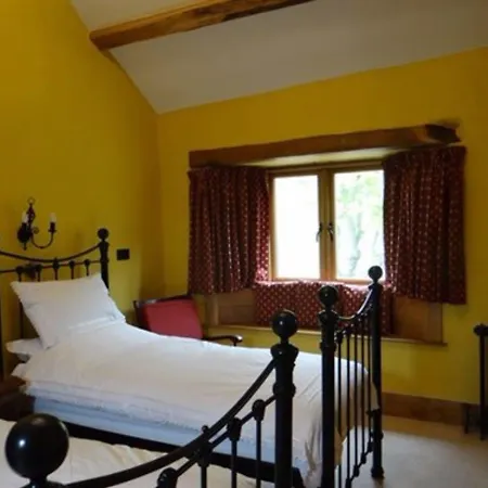 The Wayside And Whisky Barn Pensión Whitbeck