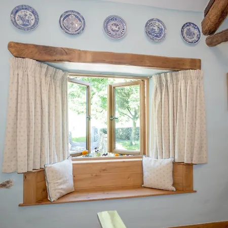 Pensión The Wayside And Whisky Barn