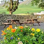 The Wayside And Whisky Barn Maison d'hôtes 4*