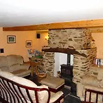 The Wayside And Whisky Barn Whitbeck