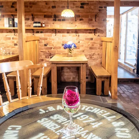 Vendégház The Wayside And Whisky Barn 4*