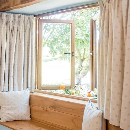 Pensjonat The Wayside And Whisky Barn 4*