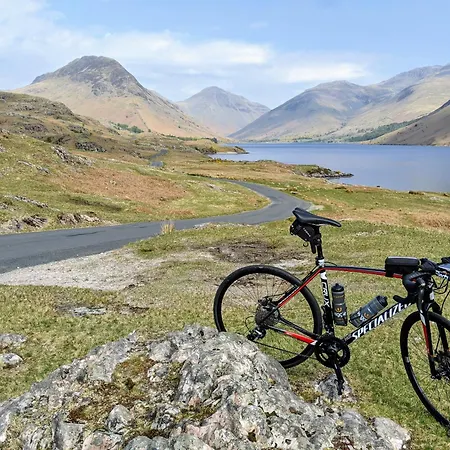 The Wayside And Whisky Barn Gæstehus Whitbeck