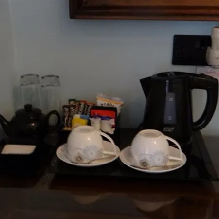 The Wayside And Whisky Barn 4* Whitbeck