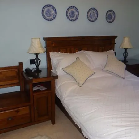 The Wayside And Whisky Barn Vendégház 4*