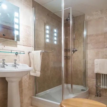 Vendégház The Wayside And Whisky Barn 4*