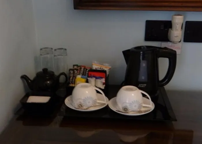 The Wayside And Whisky Barn 4* Whitbeck