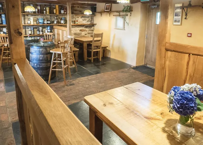 The Wayside And Whisky Barn Whitbeck